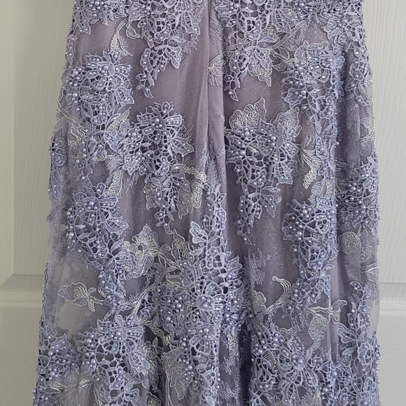Stunning Genuine Cinderella Divine Light Violet Mermaid Lace Gown size 8 - Picture 8 of 15